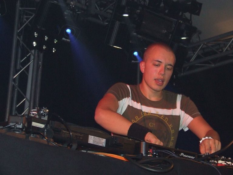 What Happened To Australian Hard Dance Festival IQON?
