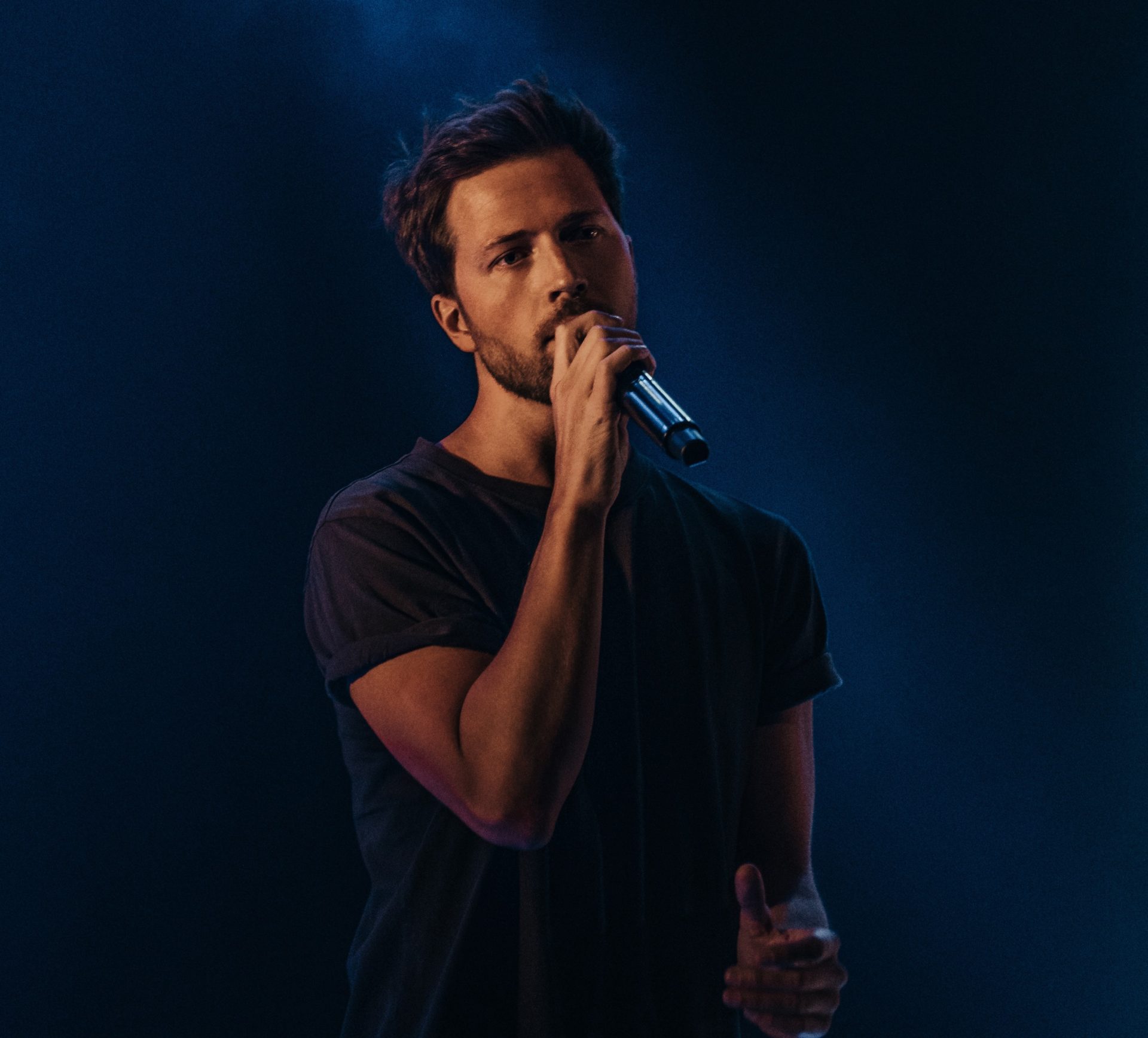 5 Best World Music Artists Right Now